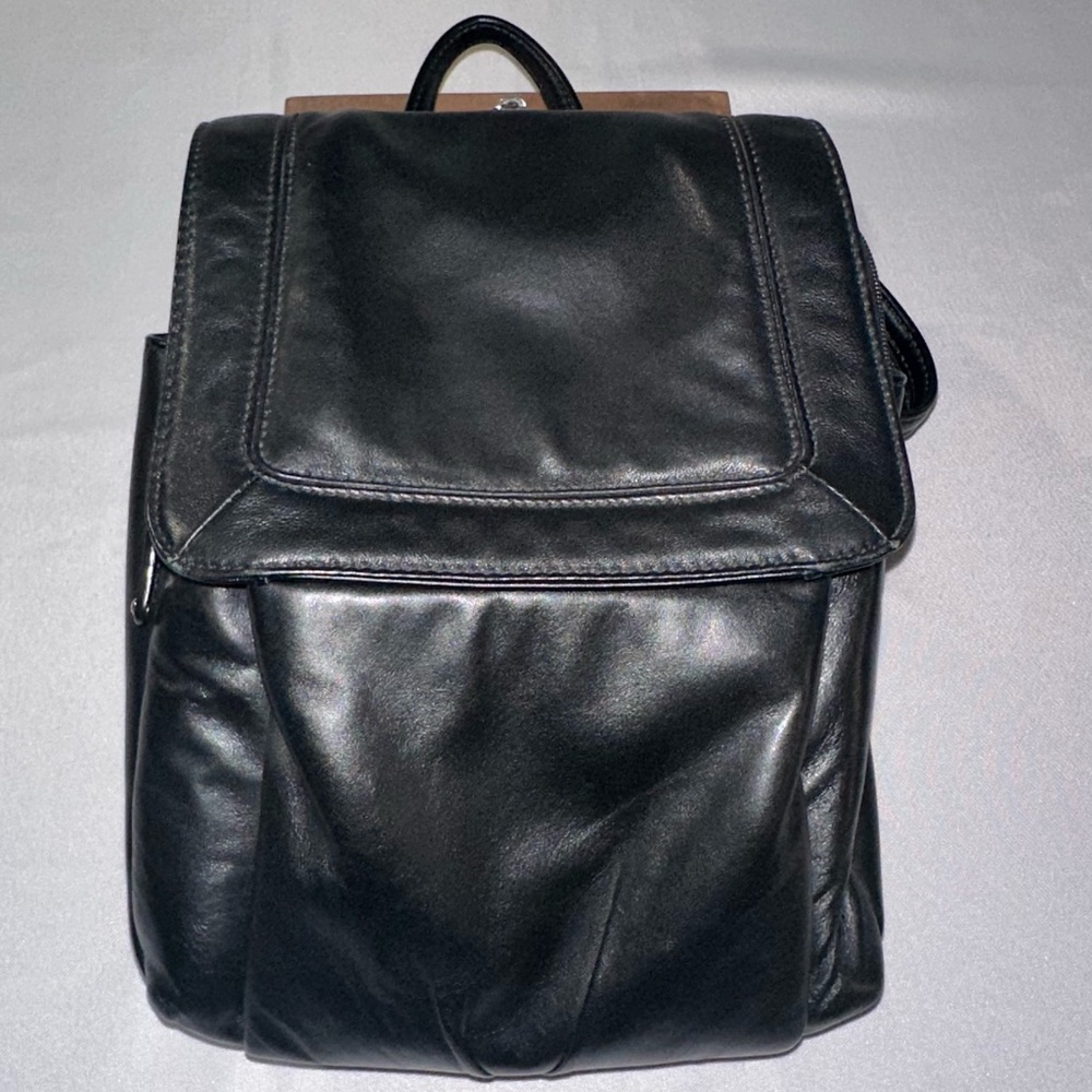 Wilsons Leather • Genuine Leather Vintage Black Small Bagpack Multiple Pockets